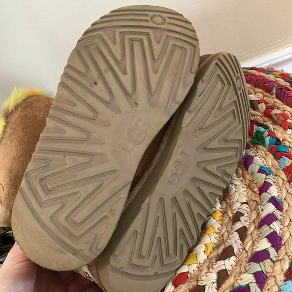 UGG bow  yellow orange faux fur boots - Picture 7 of 7